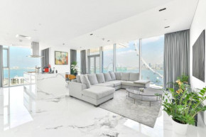 Luxurious 3 BR Apt with maids room facing Ain Dubai, Bluewaters Island